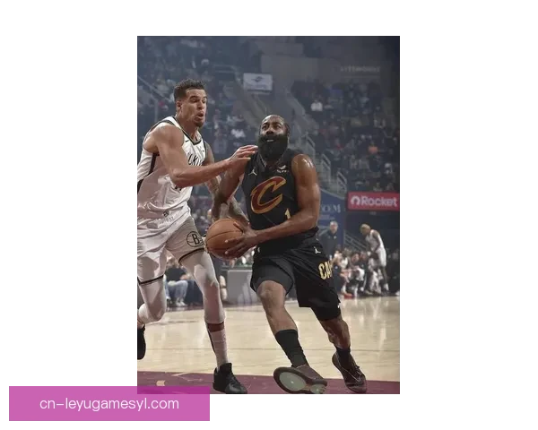 篮网大胜迎六连胜哈登高效之夜